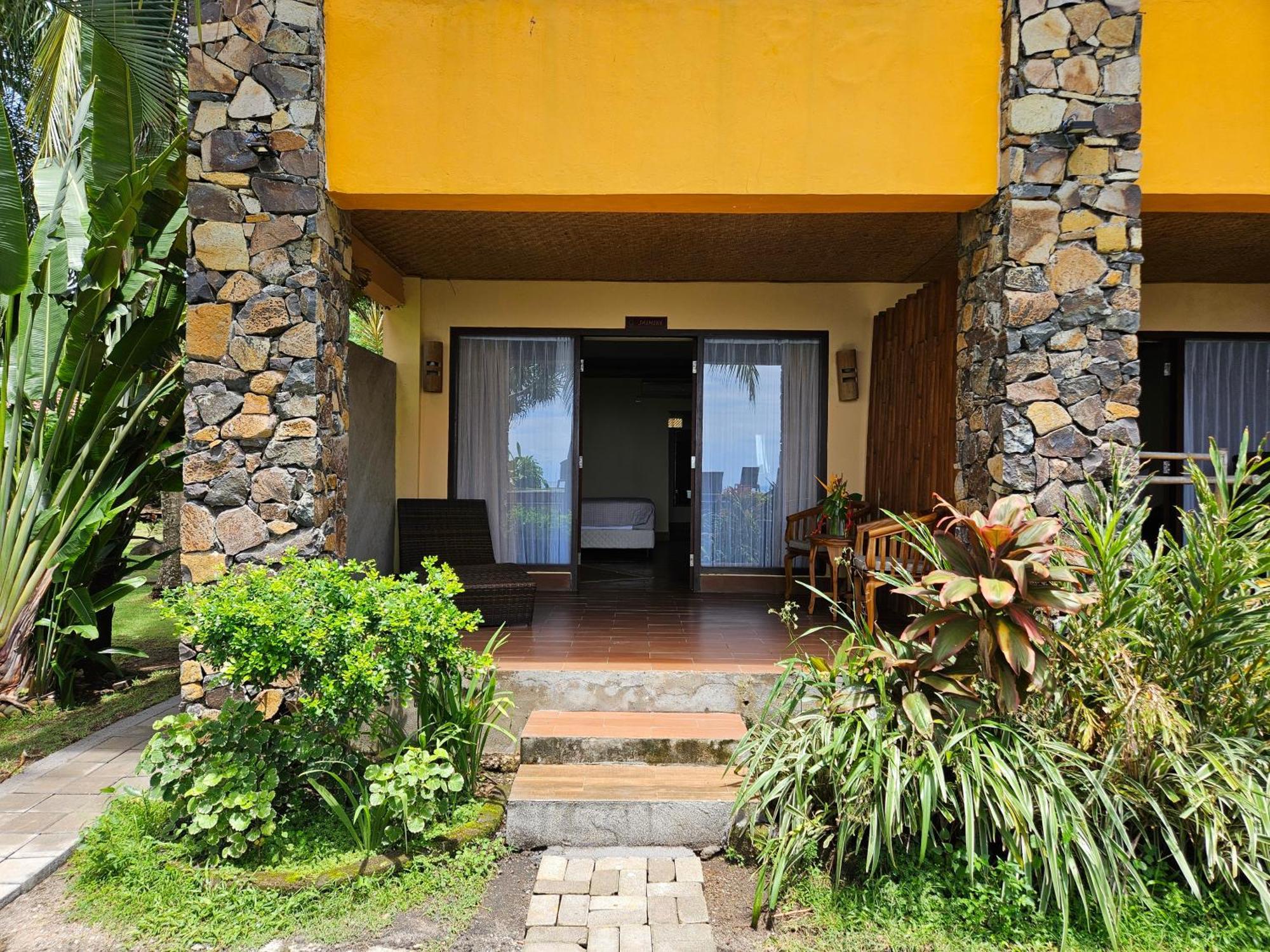 Hotel Sunsethouse Lombok Mangsit Zewnętrze zdjęcie