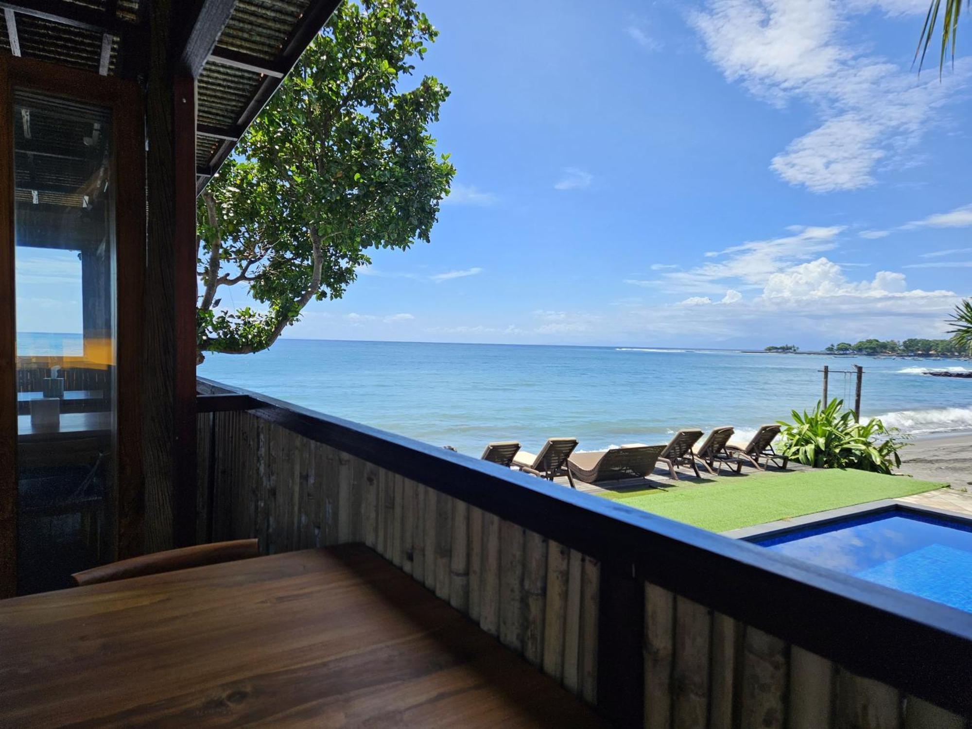 Hotel Sunsethouse Lombok Mangsit Zewnętrze zdjęcie