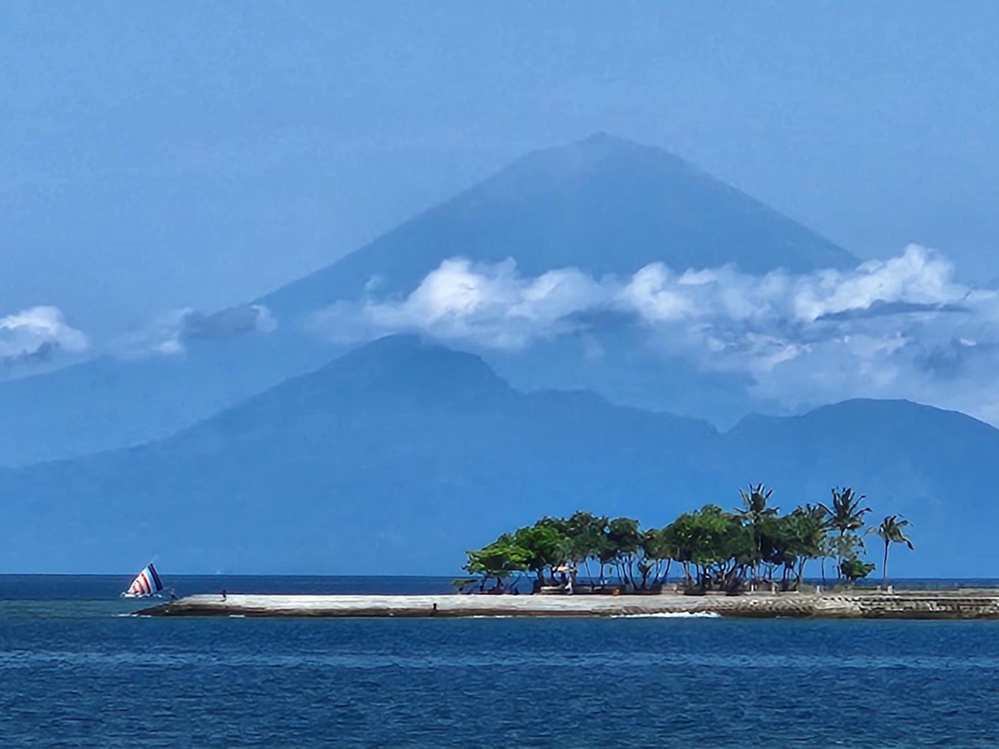 Hotel Sunsethouse Lombok Mangsit Zewnętrze zdjęcie