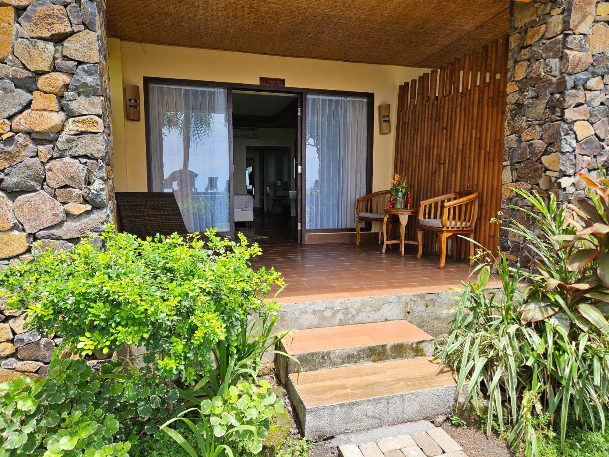 Hotel Sunsethouse Lombok Mangsit Zewnętrze zdjęcie