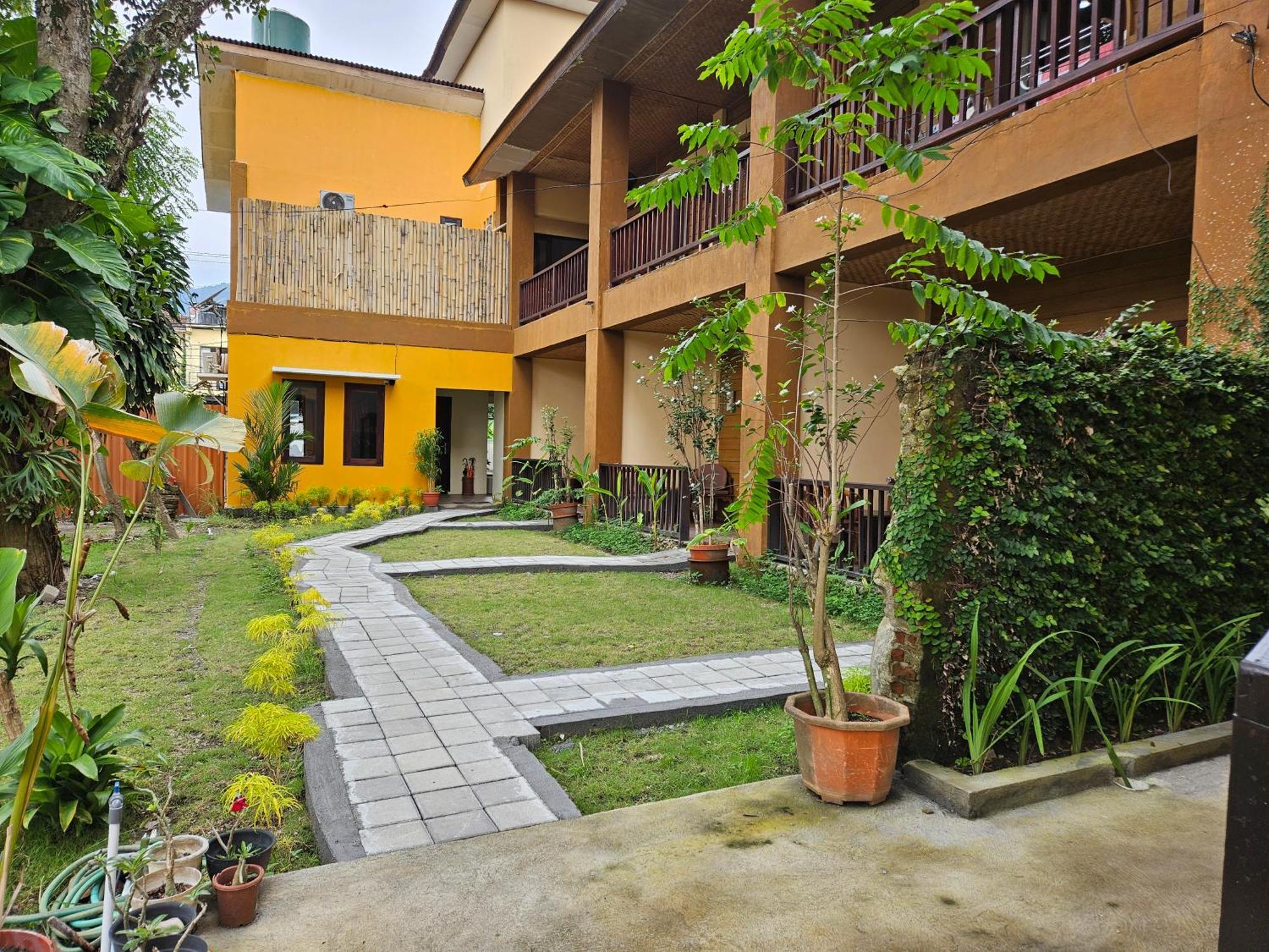Hotel Sunsethouse Lombok Mangsit Zewnętrze zdjęcie