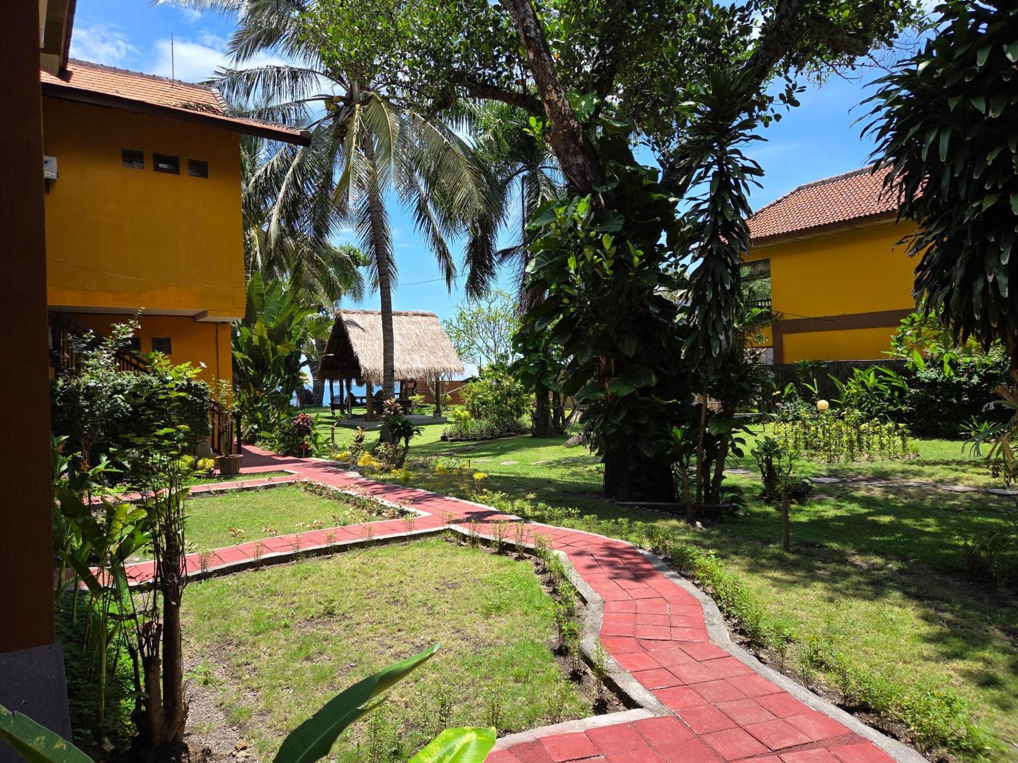 Hotel Sunsethouse Lombok Mangsit Zewnętrze zdjęcie