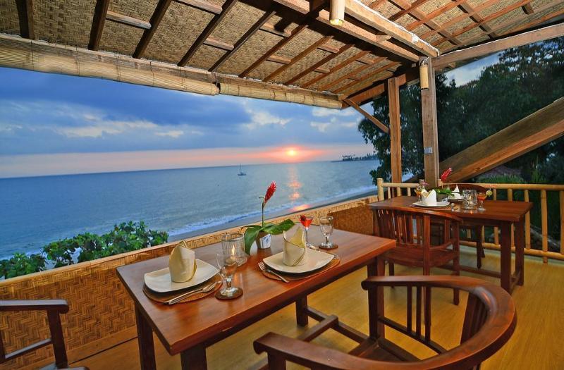 Hotel Sunsethouse Lombok Mangsit Zewnętrze zdjęcie